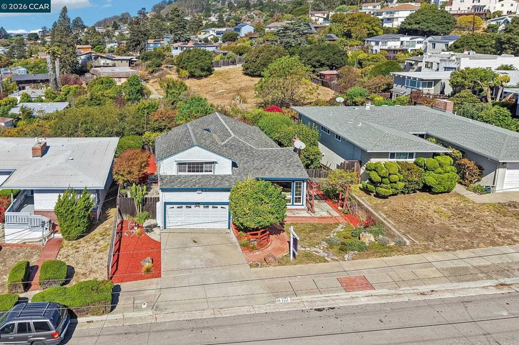 7717 Eureka Ave