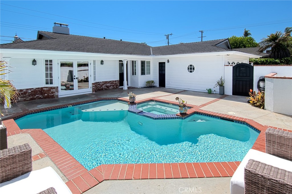 411 Lenwood Drive