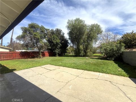 Tiny photo for 4615 Mobley Avenue, Riverside, CA 92505 (MLS # CV26038325)