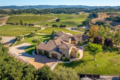 Tiny photo for 3130 Oakdale Rd. RD, Paso Robles, CA 93446 (MLS # SC26203962)
