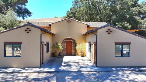 Tiny photo for 3130 Oakdale Rd. RD, Paso Robles, CA 93446 (MLS # SC26203962)