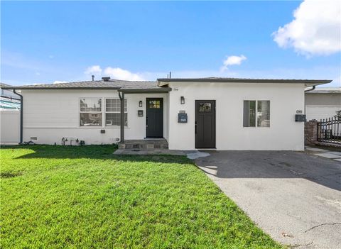 Photo of 21018 Lull Street, Canoga Park, CA 91304 (MLS # SR25245803)
