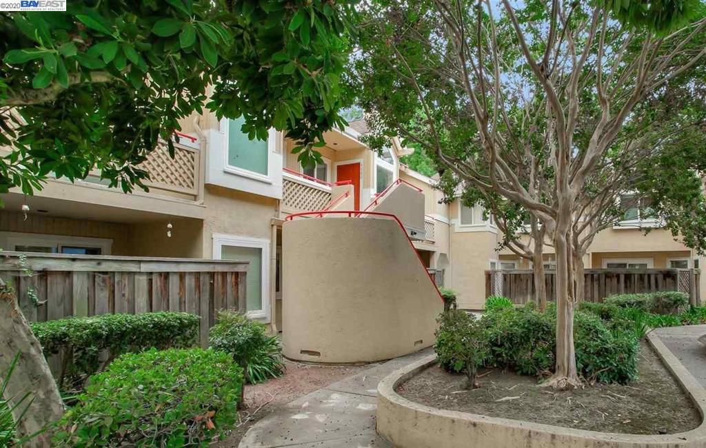 listing image 130724717227384659701