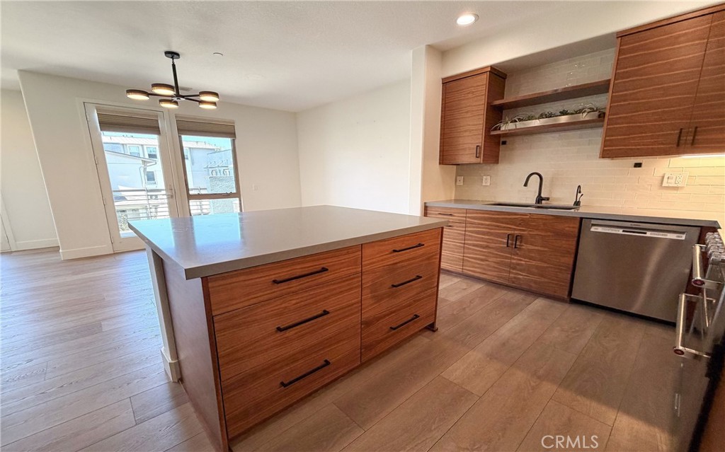 5406 W 149th Place 7