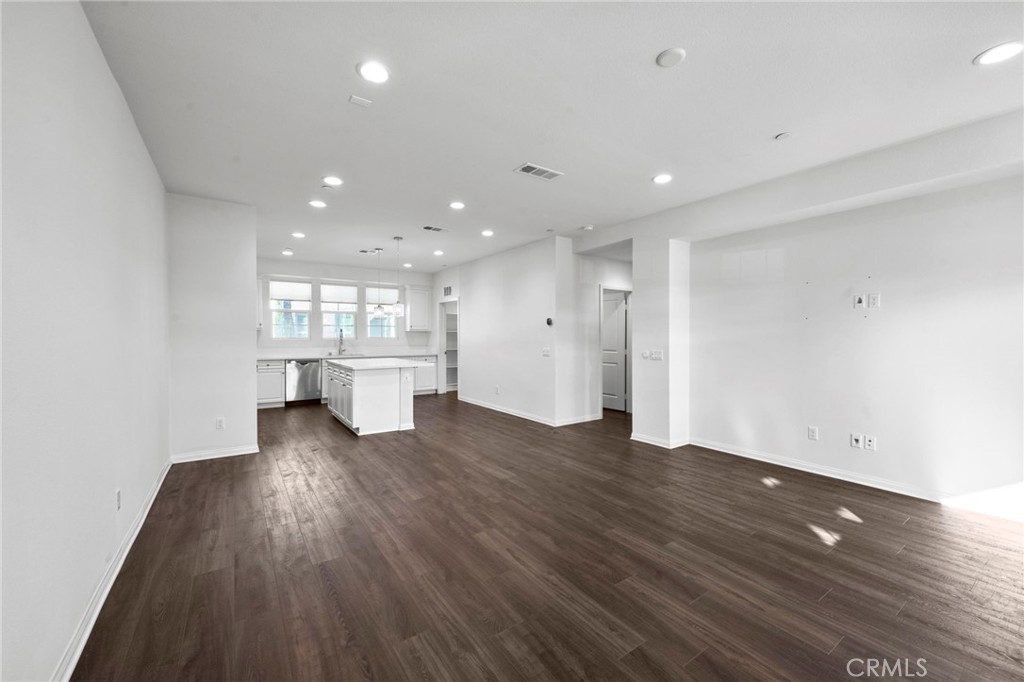 Magnolia Square - Residential