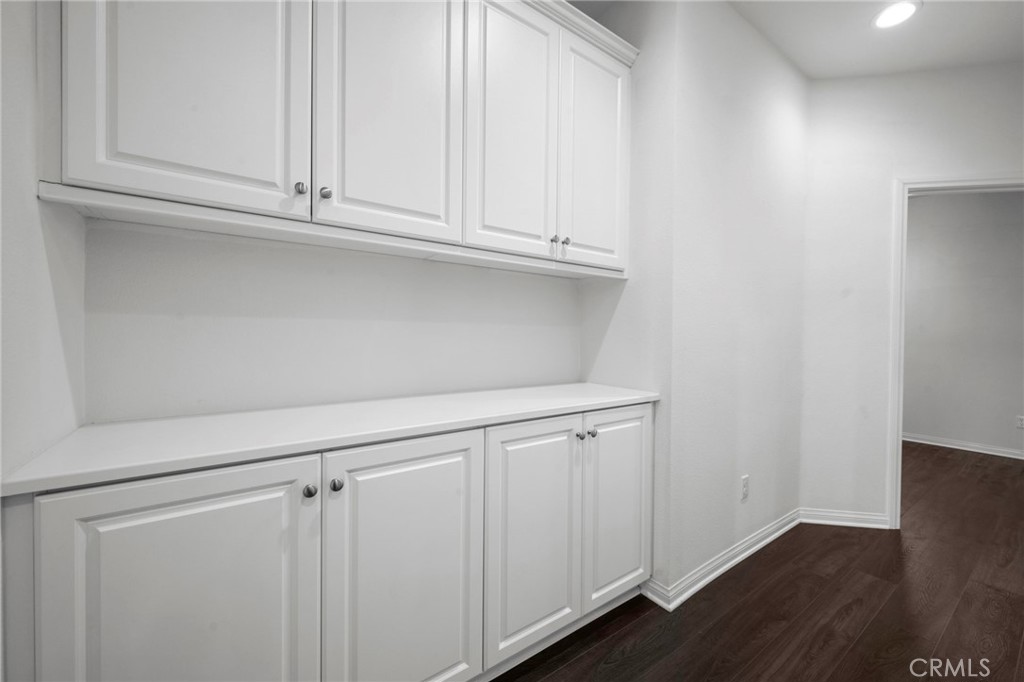 Magnolia Square - Residential