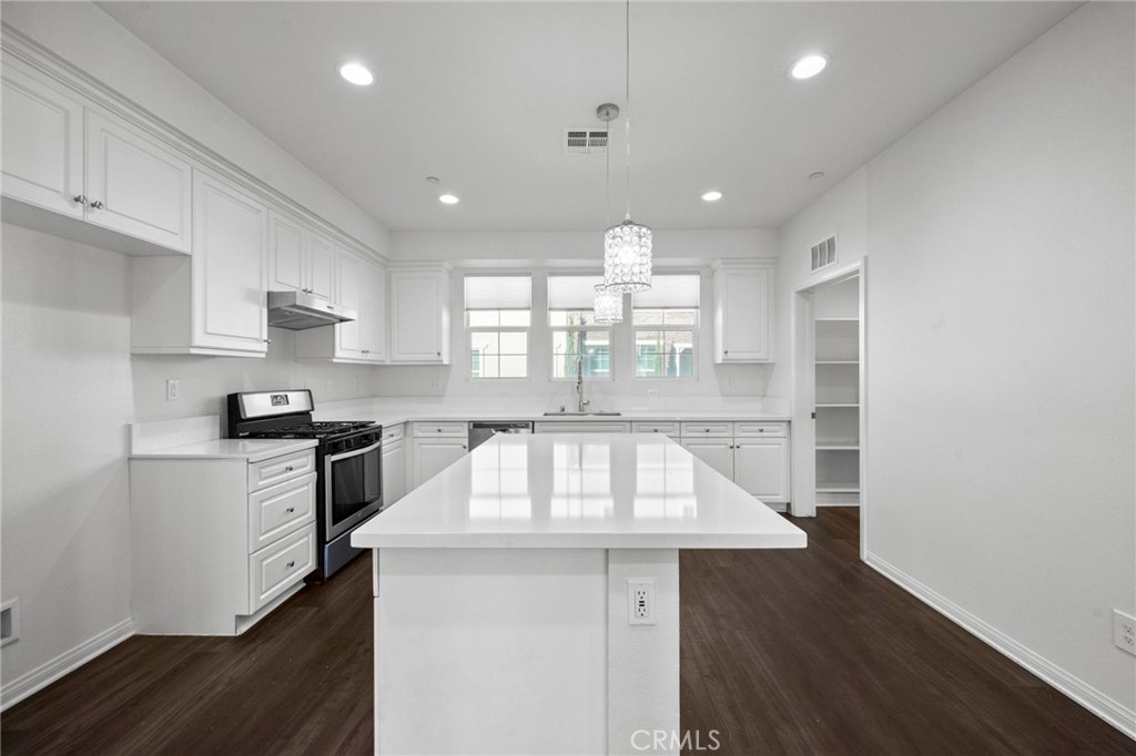 Magnolia Square - Residential