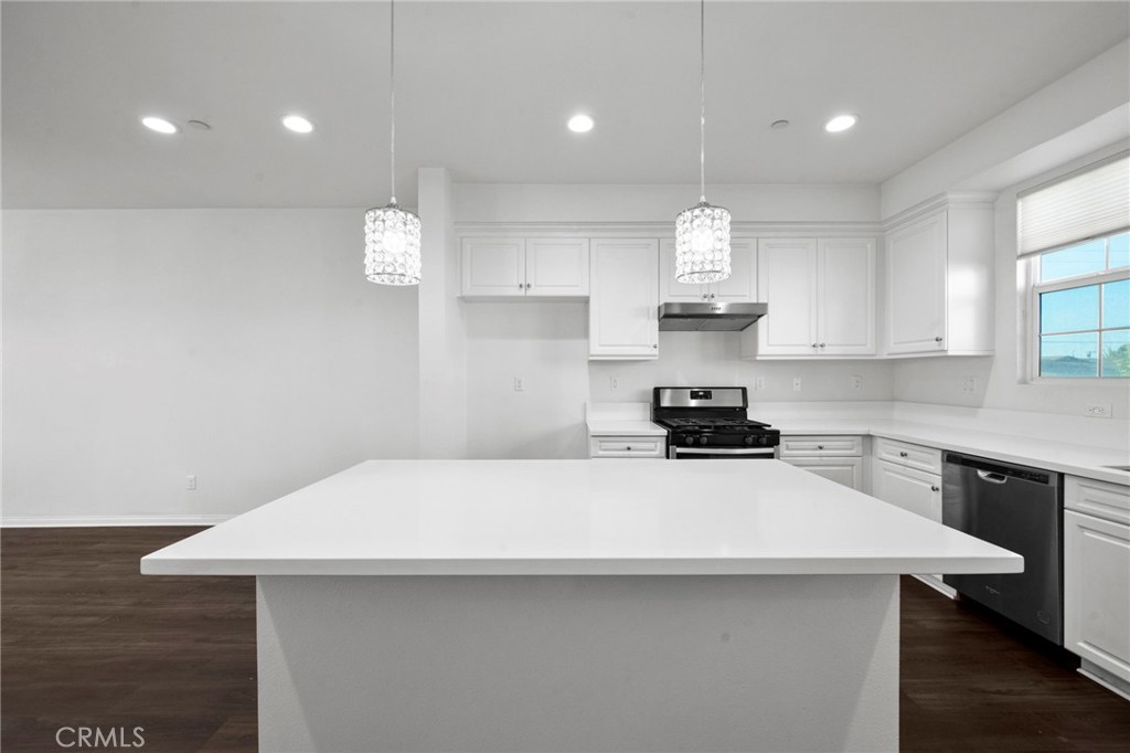 Magnolia Square - Residential