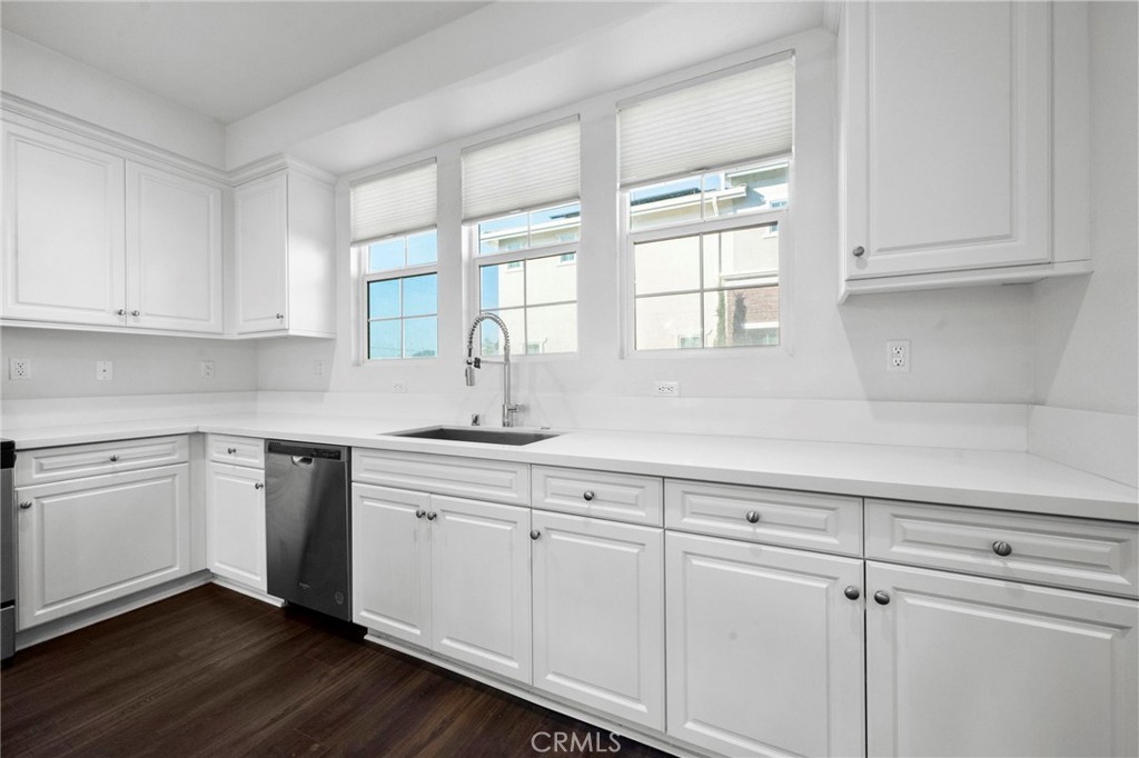 Magnolia Square - Residential