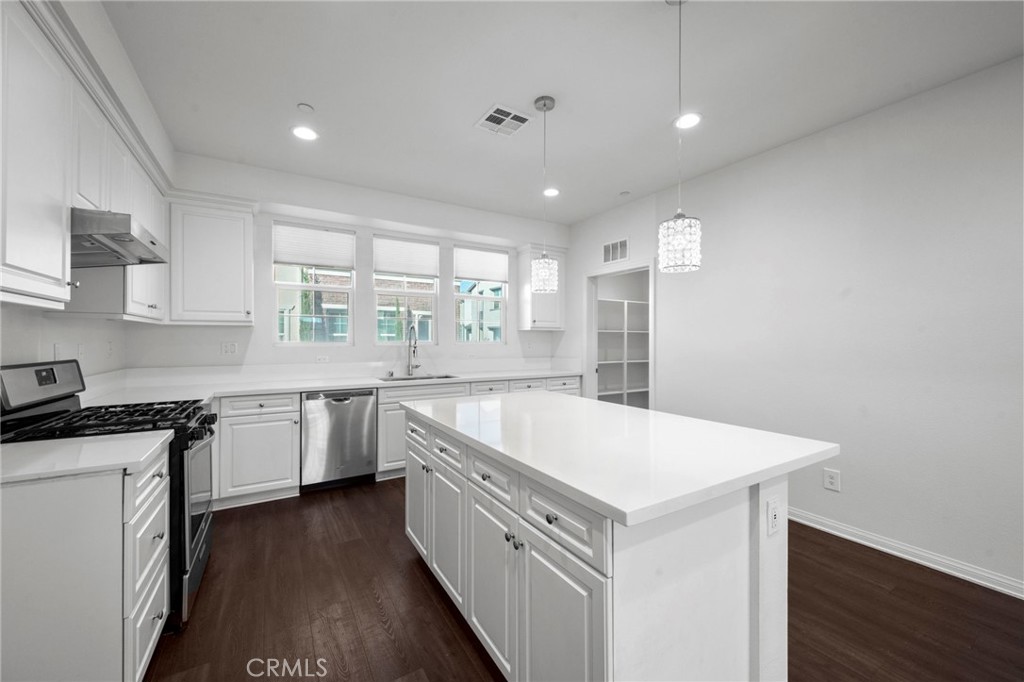 Magnolia Square - Residential