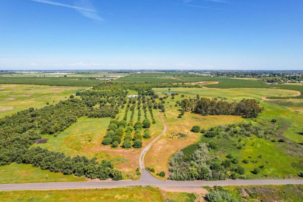 27643 County Road 88