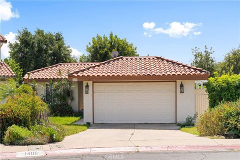 Photo of 1400 Blossom Cir, Upland, CA 91786 (MLS # CV26075565)