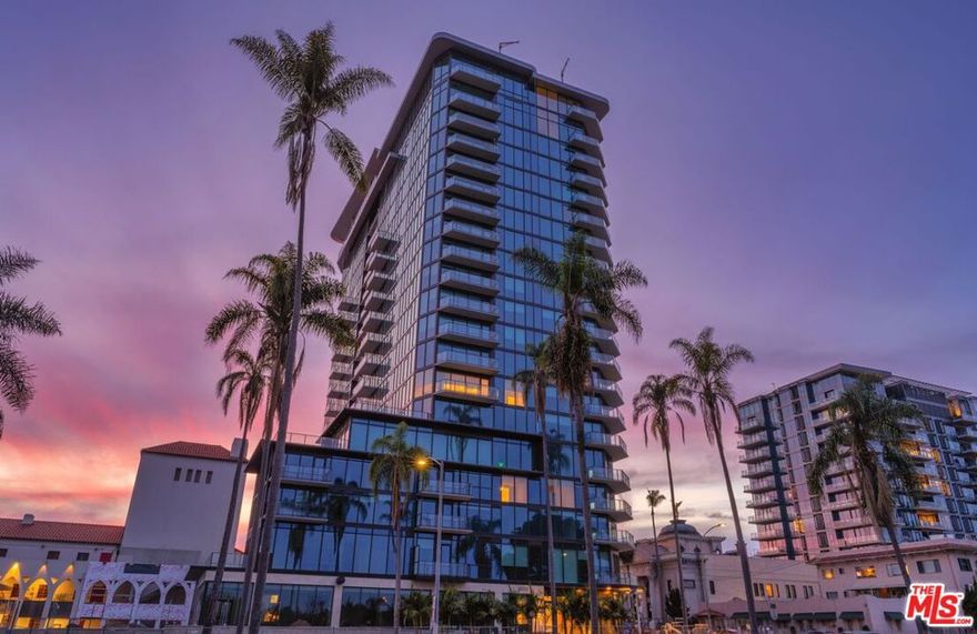 This sleek 1BD/1BA apartment home is available immediately! Welcome to San Diego's tallest residential address overlooking Balboa Park with breathtaking views in every direction. Designed by Joseph Wong and Jules Wilson, this luxury residence features curated interiors, club-level penthouses, and upscale amenities including the Level 20 Sky Club, Sky Lounge, Park Lounge, and Sun Club with pool. Enjoy sleek finishes, seamless service, and a rare Parkside lifestyle steps from cafes, boutiques, and downtown. Luxury living, elevated. Photos may consist of similar model units and virtually staged renderings.