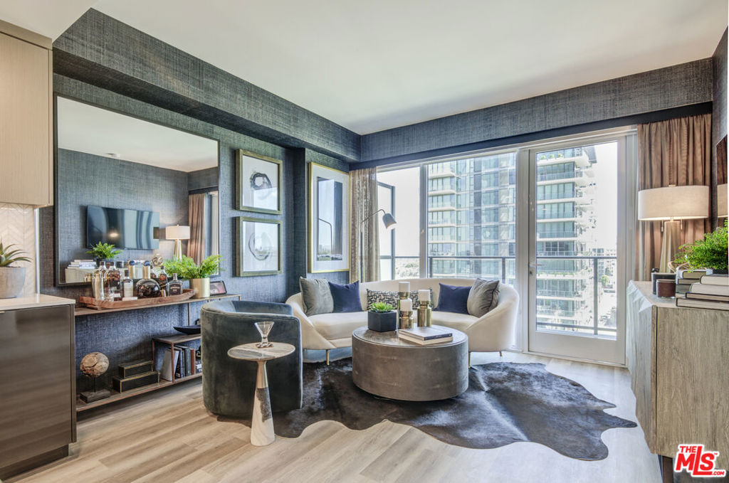 olive street - Residential Lease