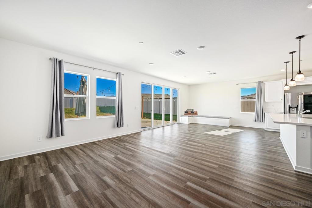 Valley Center - Residential