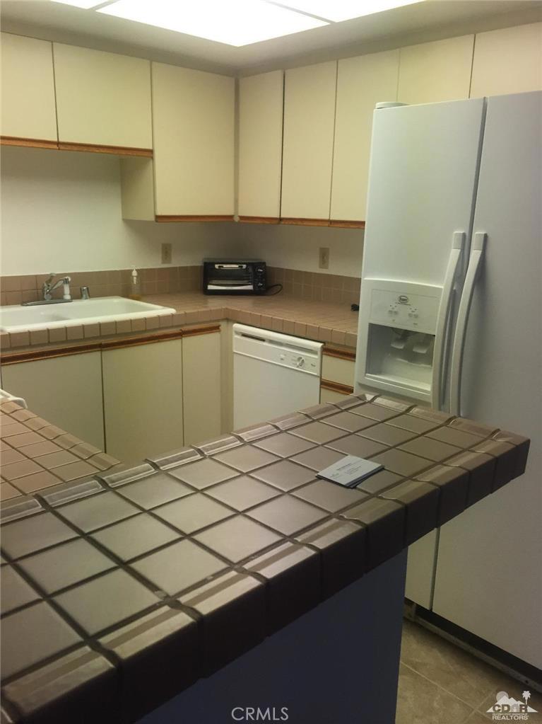 La Quinta Palms - Residential Lease