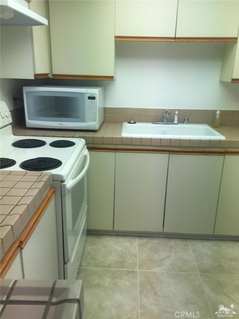 La Quinta Palms - Residential Lease