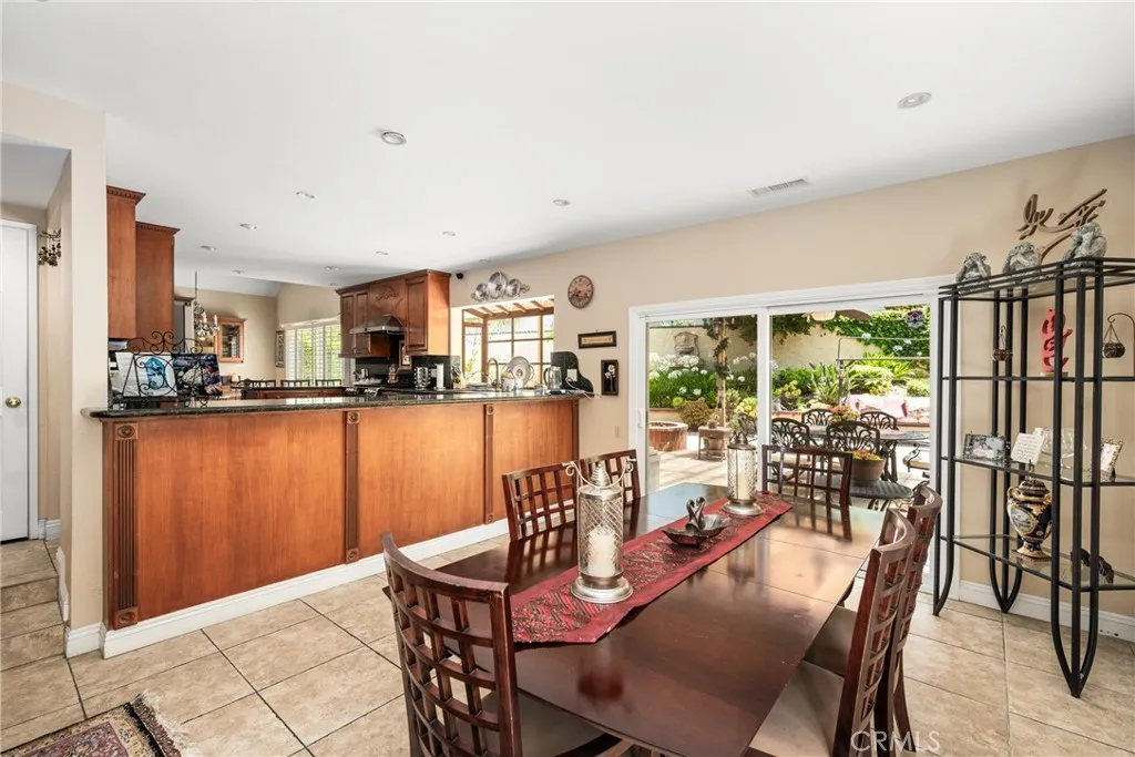 Anaheim Hills, California 92807, United States, 3 Bedrooms Bedrooms, ,3 BathroomsBathrooms,Residential,Active,161077