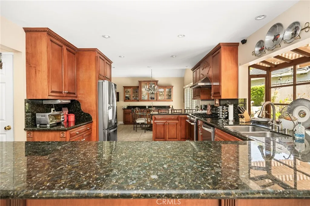 Anaheim Hills, California 92807, United States, 3 Bedrooms Bedrooms, ,3 BathroomsBathrooms,Residential,Active,161077