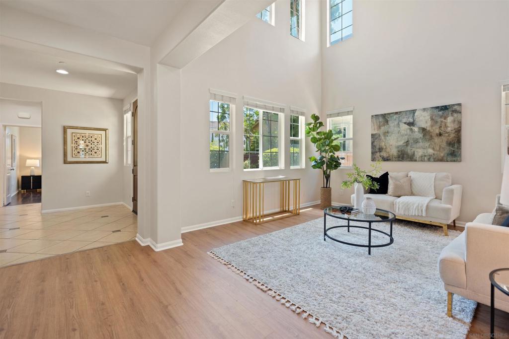 868 Hailey Ct.