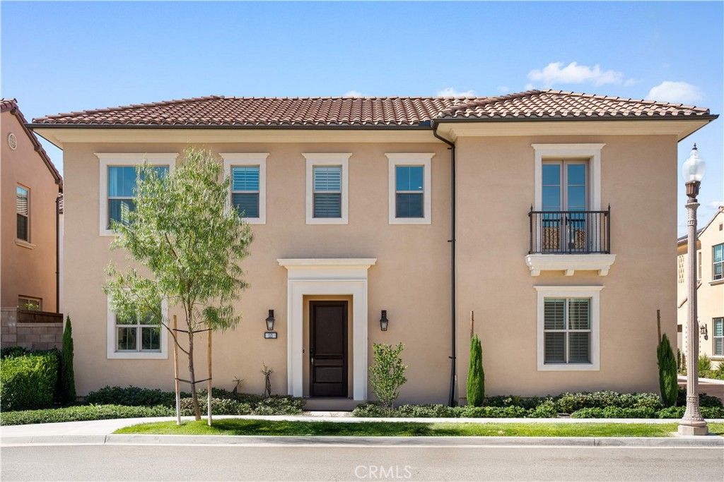 Photo of 121 Tall Reed, Irvine, CA 92618 (MLS # TR25245277)