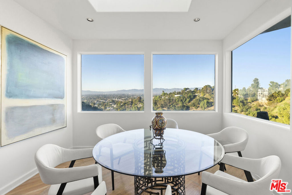 3670 Avenida Del Sol