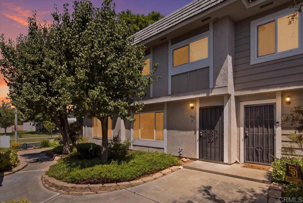 9457 Carlton Oaks Drive