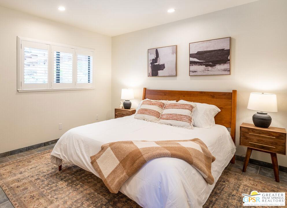 Country Club - Residential