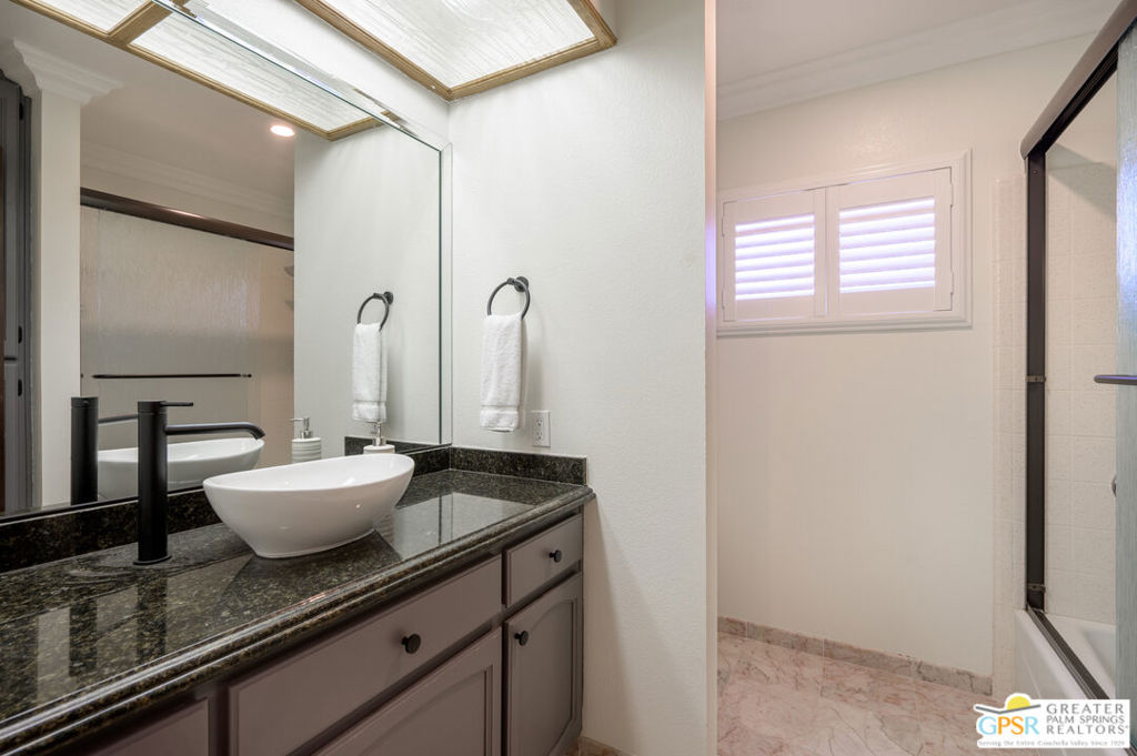 Country Club - Residential