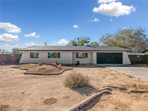 21225 Lone Eagle Apple Valley CA 92308