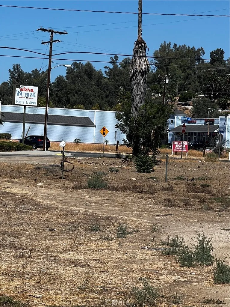 Lake Elsinore, California 92530, United States, ,Land,Active,196484