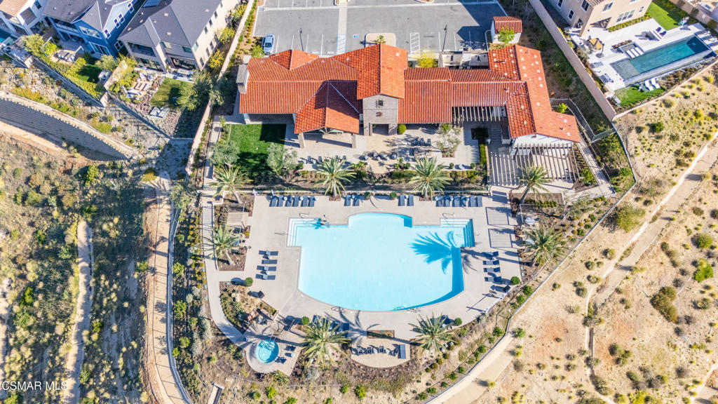 21242 W Wild Flower Way