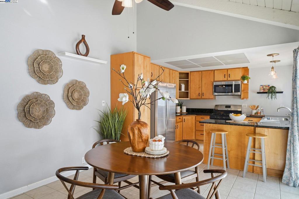 SUMMERSET - Residential