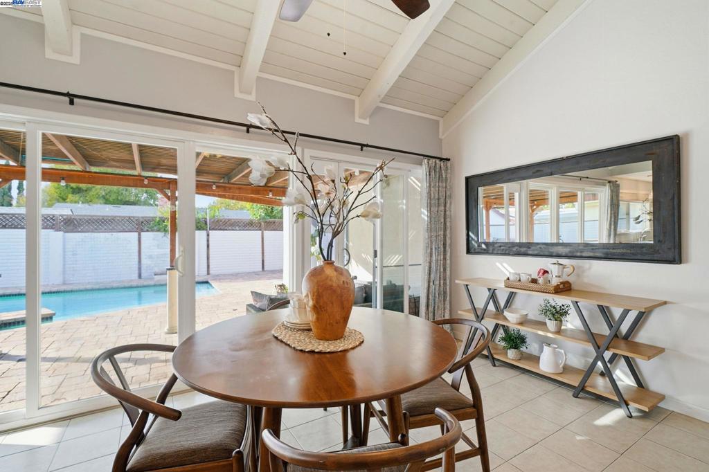 SUMMERSET - Residential