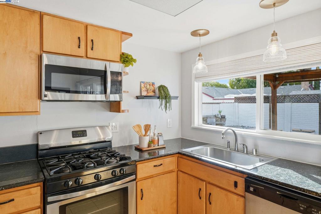 SUMMERSET - Residential