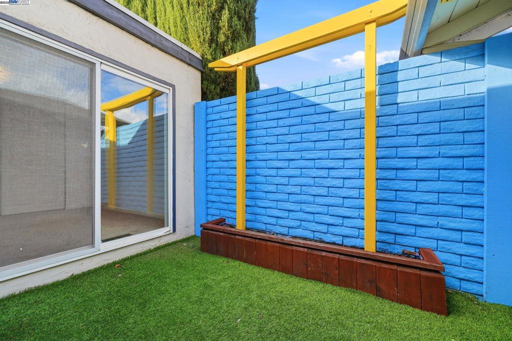 SUMMERSET - Residential