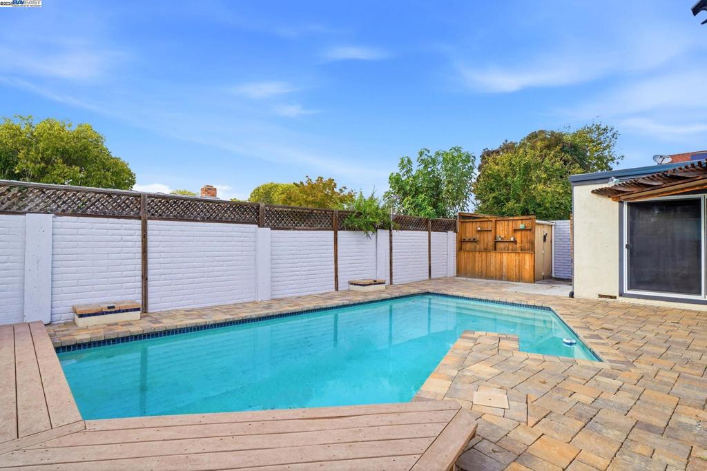 SUMMERSET - Residential