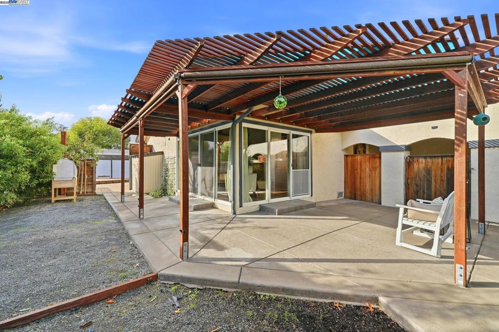 SUMMERSET - Residential