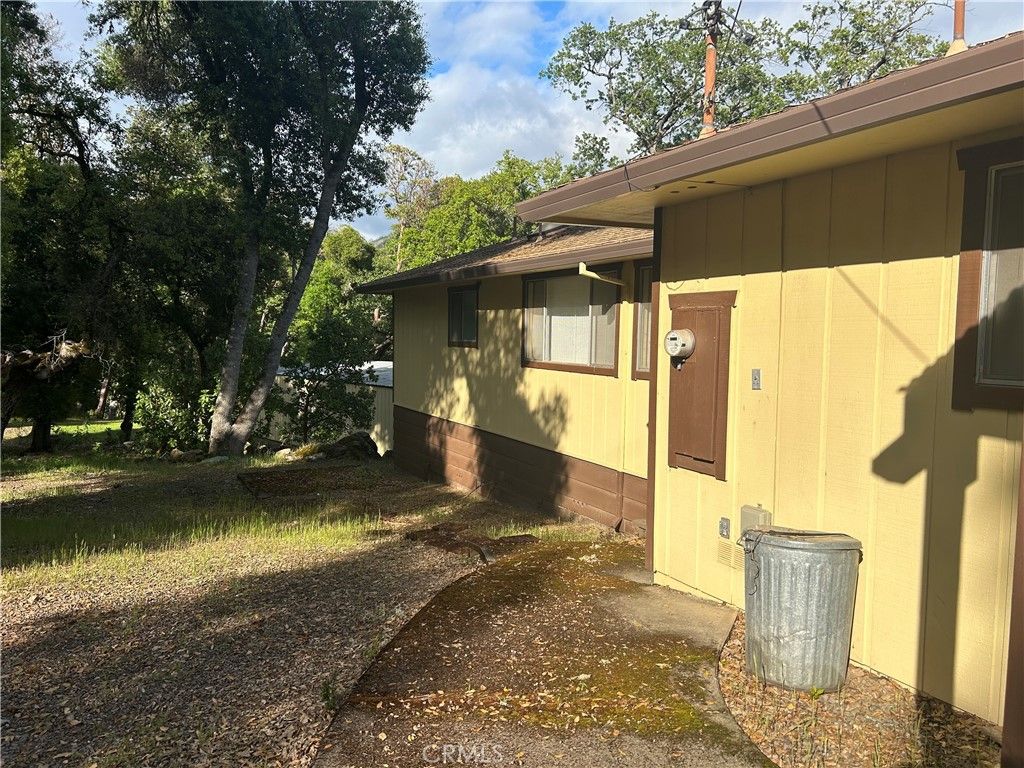 listing image 130724431462960696440