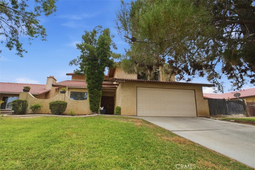 Photo of 43836 Emile Zola Street, Lancaster, CA 93535 (MLS # SR26145396)