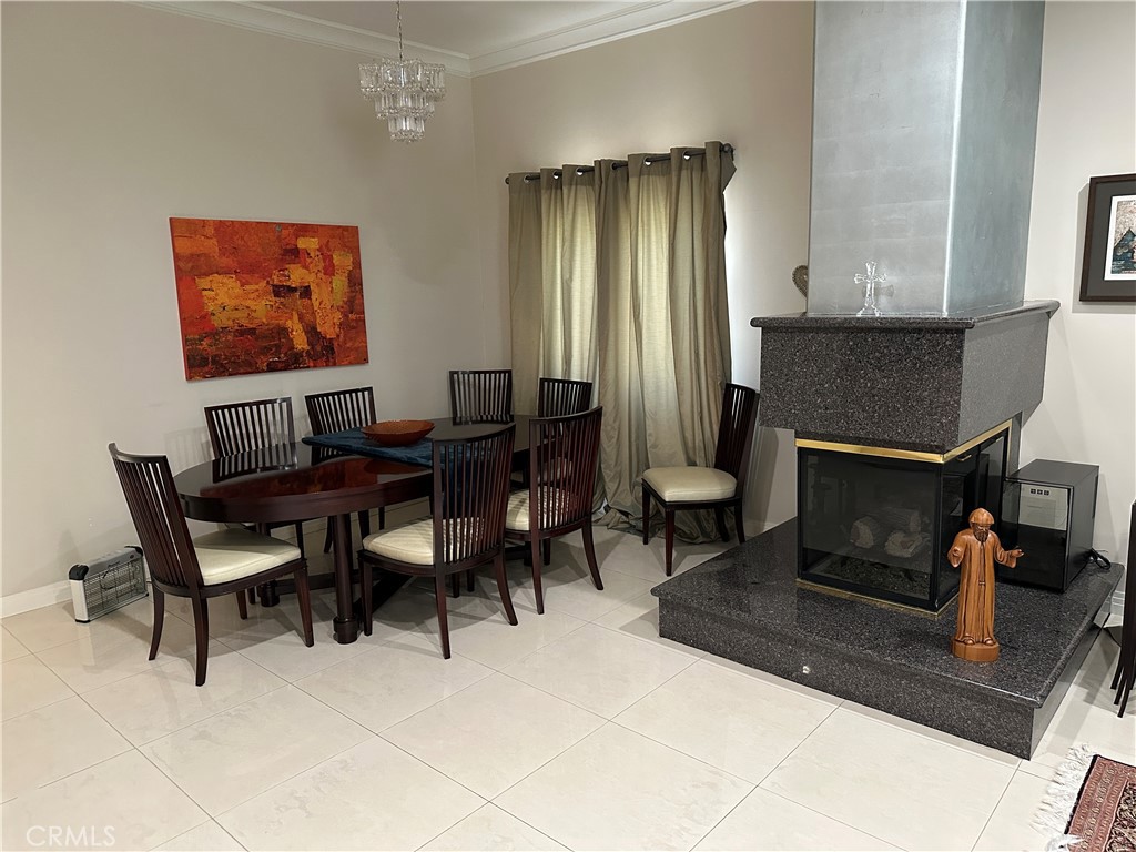 4377 Saltillo Street