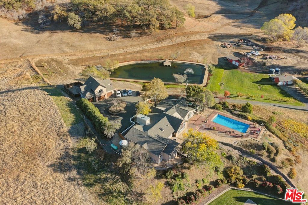 listing image 130721538633685669132