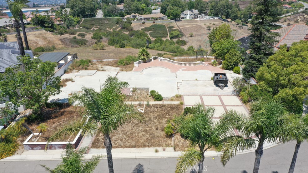 1160 S Tamarisk Drive