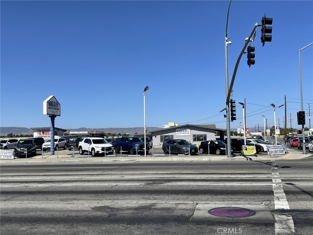 43555 Sierra Highway