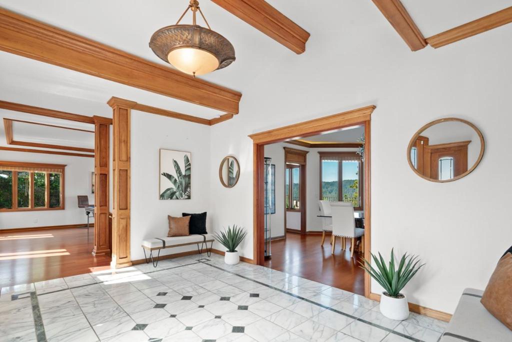 17 Kite Hill Road