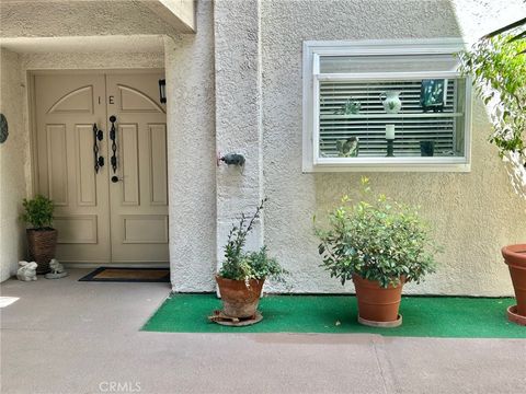 5518 Paseo Del Lago E 1-E Laguna Woods CA 92637