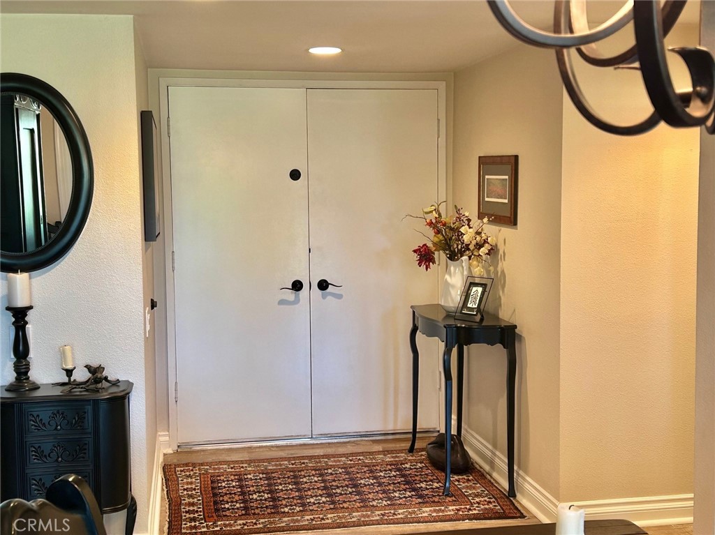 5518 Paseo Del Lago E 1-E