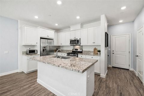 Photo of 22838 Concord Dr, Saugus, CA 91350 (MLS # SR26106662)