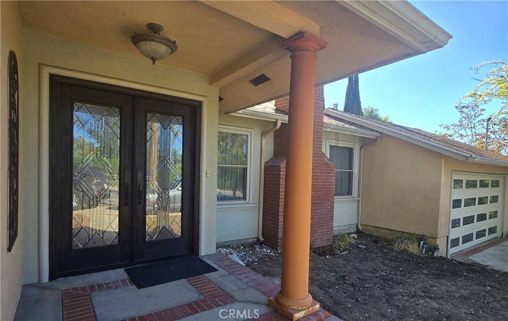 Photo of 4938 Angeles Crest Highway, La Canada Flintridge, CA 91011 (MLS # SR25250859)