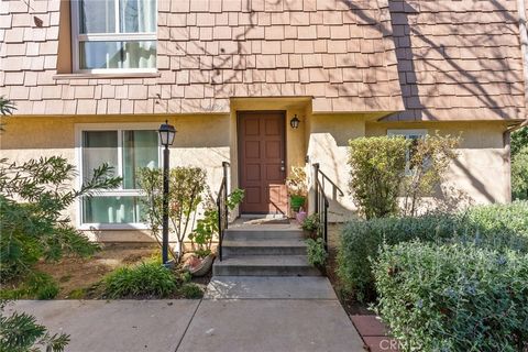 Photo of 4134 Yankee, Agoura Hills, CA 91301 (MLS # SR26049802)
